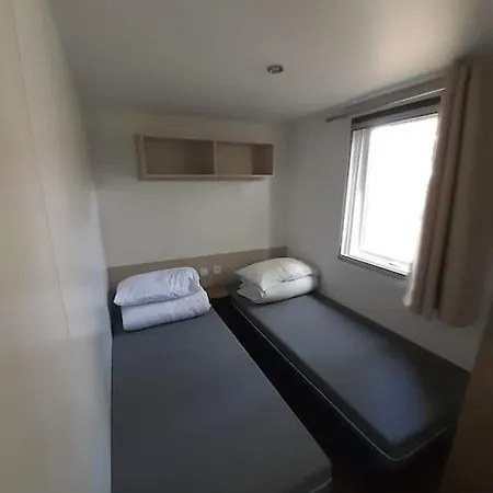 Kemping Mobil 6 Pers Climatise