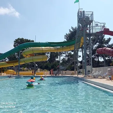 Campsite Mobil 6 Pers Climatise