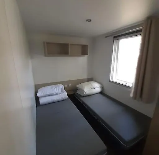 Campsite Mobil 6 Pers Climatise