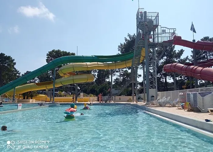 Campsite Mobil 6 Pers Climatise